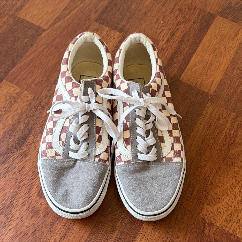 Vans Checkerboard Lace-Up Sneakers - Maroon/White with Gray Suede